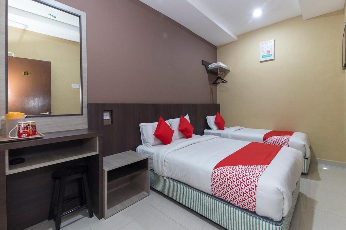 Silibin Times Inn Hotel Ипох Екстериор снимка